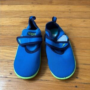 Speedo kids water shoes
